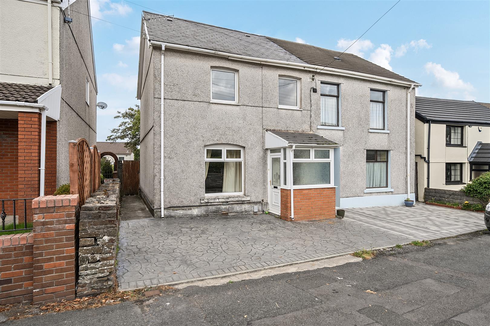 Woodlands Road, Loughor, Swansea, SA4 6PS